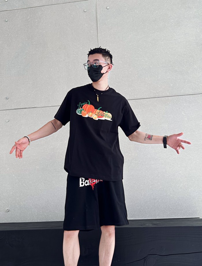 Clothes Louis Vuitton 550