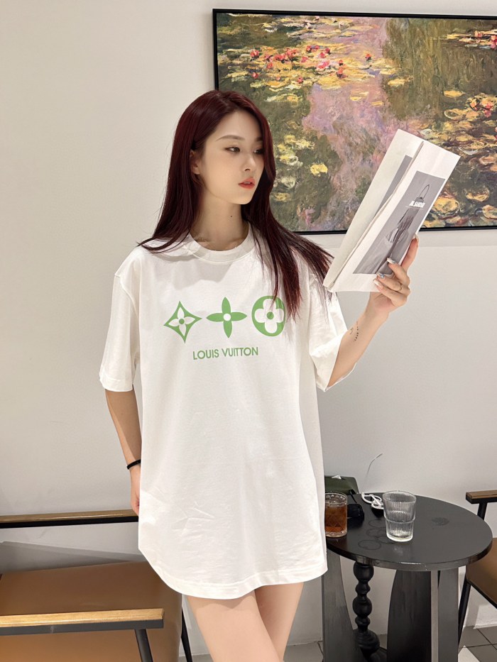 Clothes Louis Vuitton 560