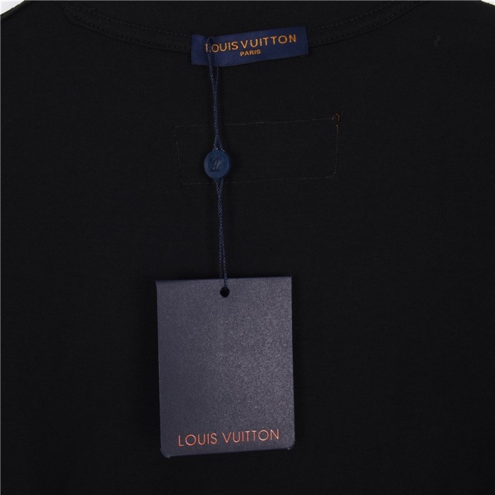 Clothes Louis Vuitton 561