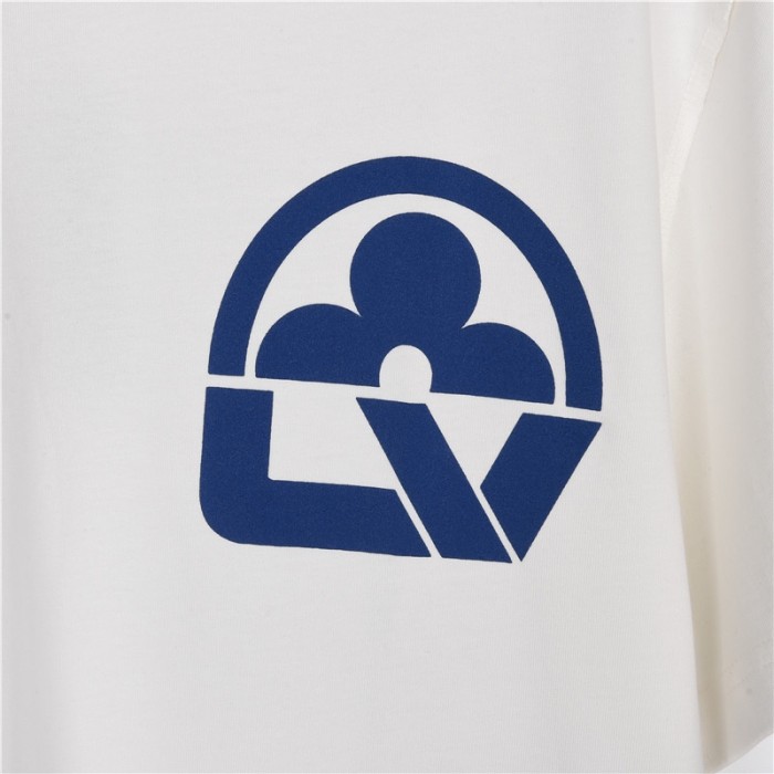 Clothes Louis Vuitton 562