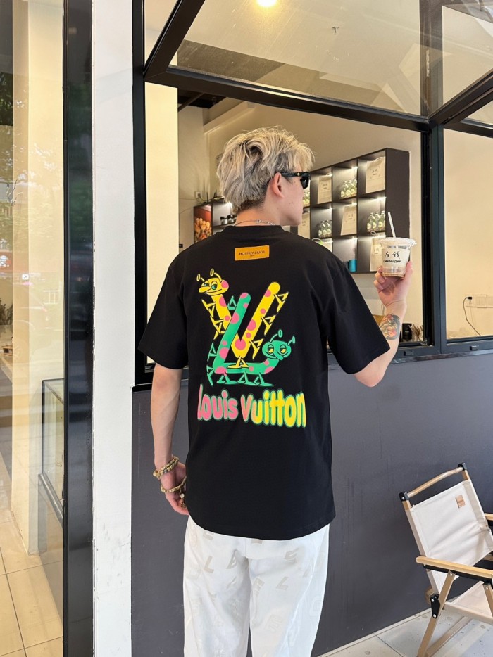 Clothes Louis Vuitton 557