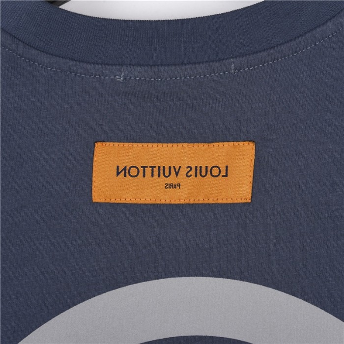 Clothes Louis Vuitton 563