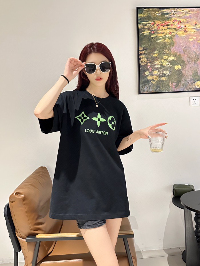 Clothes Louis Vuitton 559