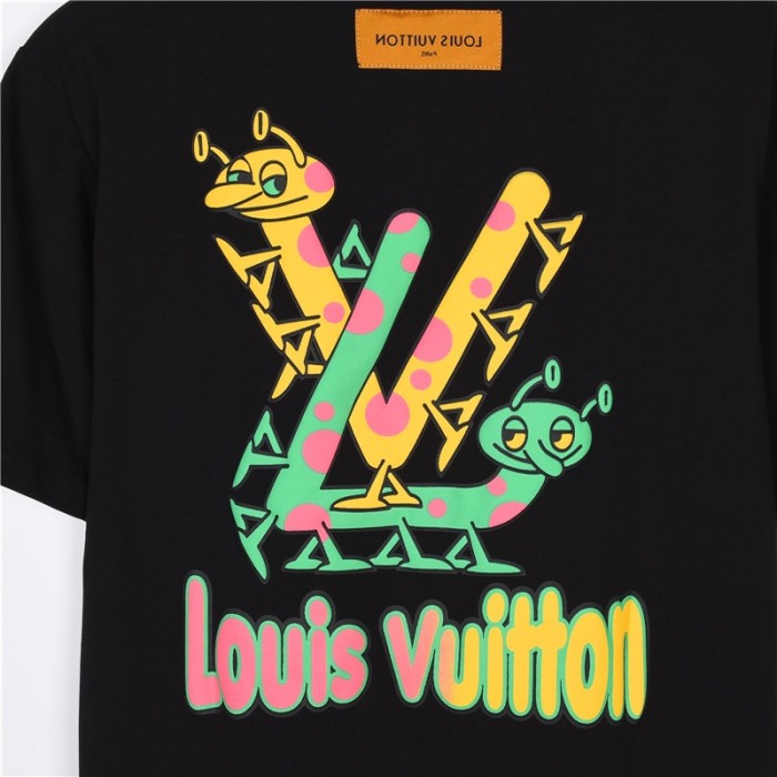 Clothes Louis Vuitton 557