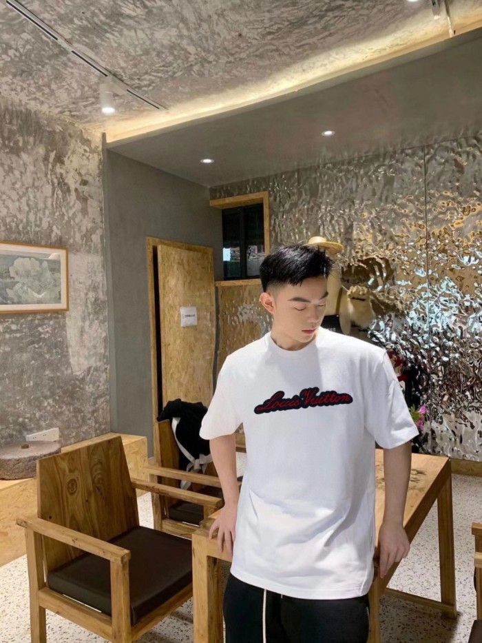 Clothes Louis Vuitton 566