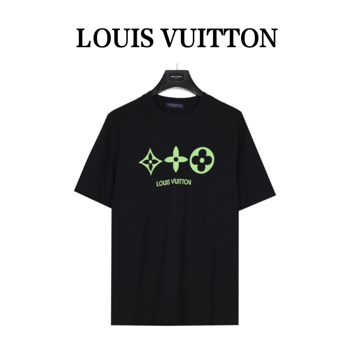 Clothes Louis Vuitton 559