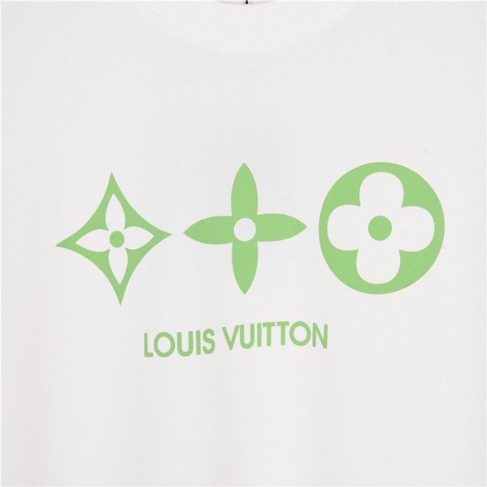 Clothes Louis Vuitton 560