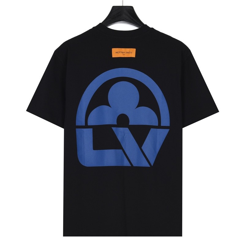 Clothes Louis Vuitton 561