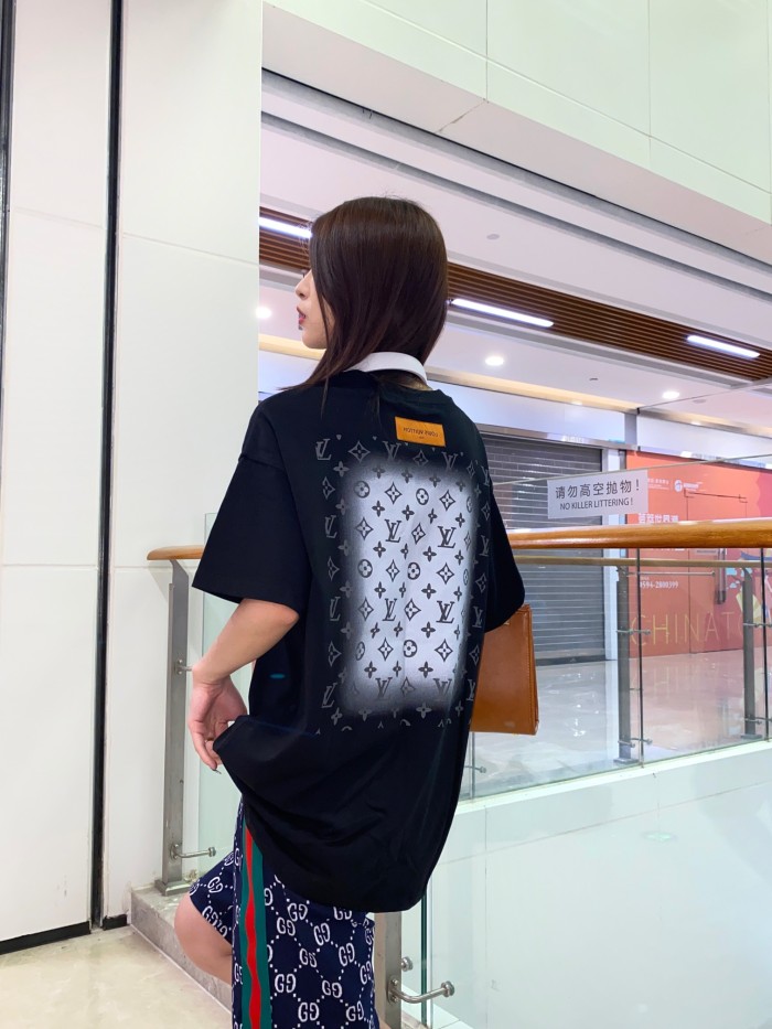 Clothes Louis Vuitton 573