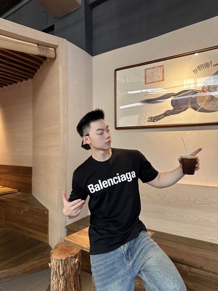 Clothes Balenciaga 384