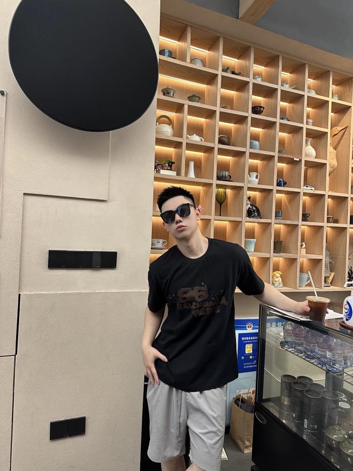 Clothes Balenciaga 271