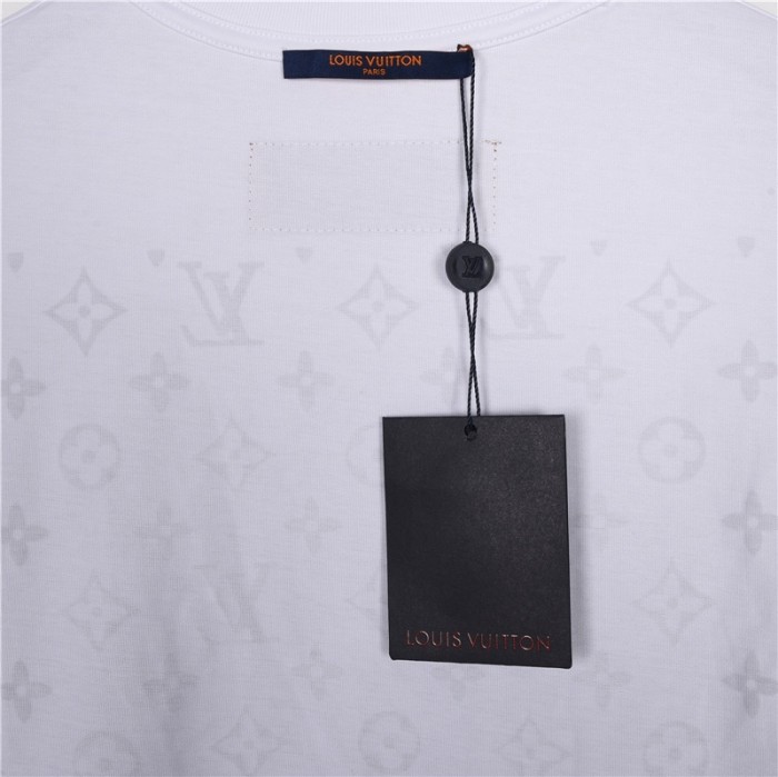 Clothes Louis Vuitton 574