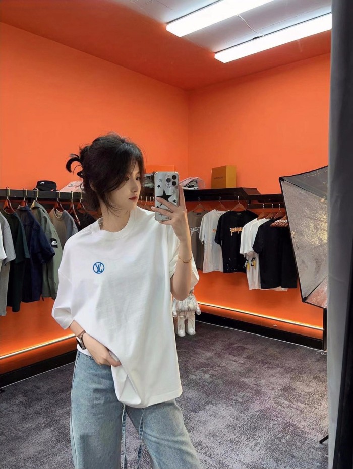 Clothes Louis Vuitton 586