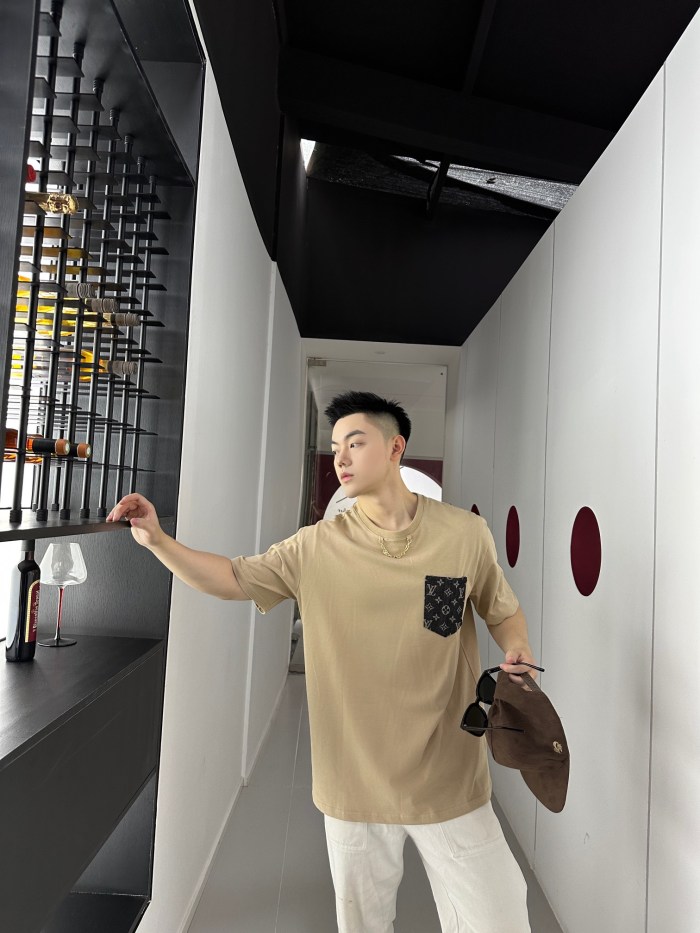 Clothes Louis Vuitton 577