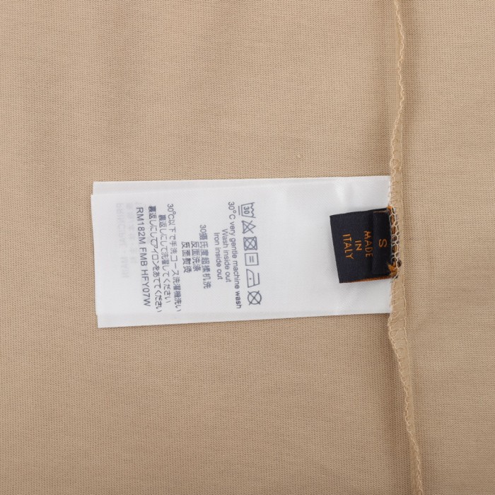 Clothes Louis Vuitton 577