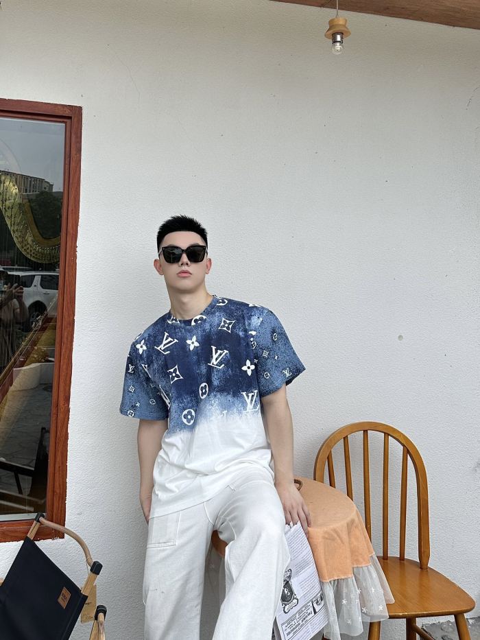 Clothes Louis Vuitton 576