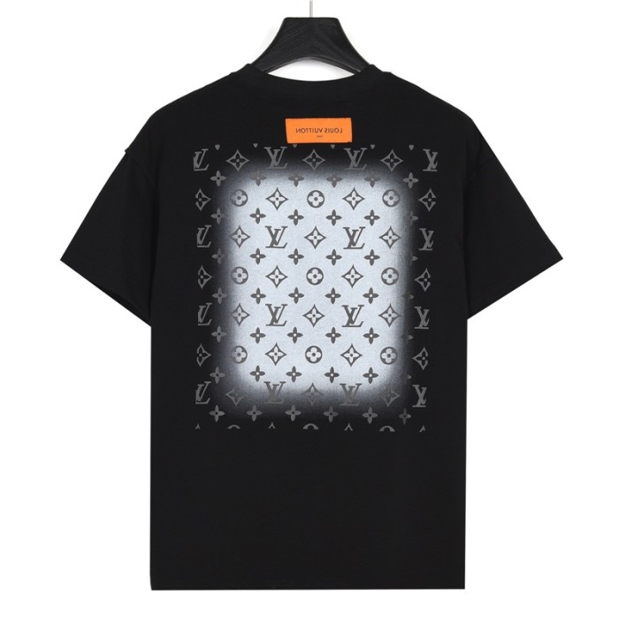 Clothes Louis Vuitton 573