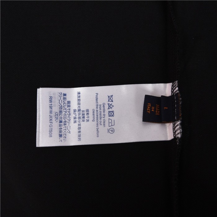 Clothes Louis Vuitton 566