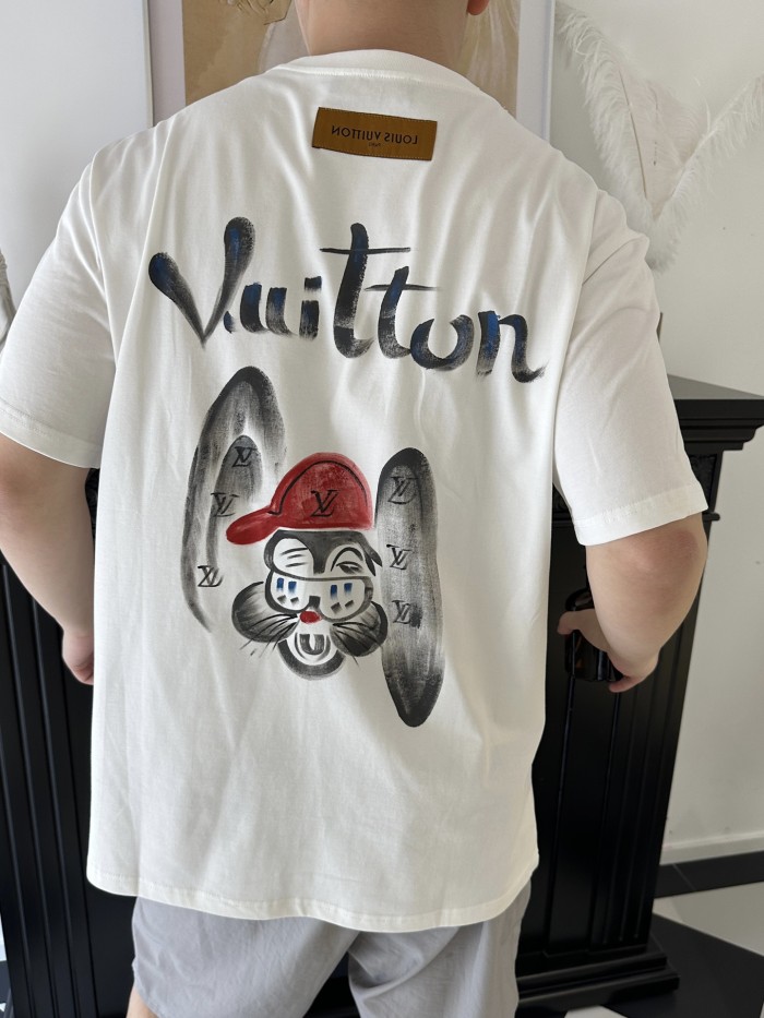 Clothes Louis Vuitton 569