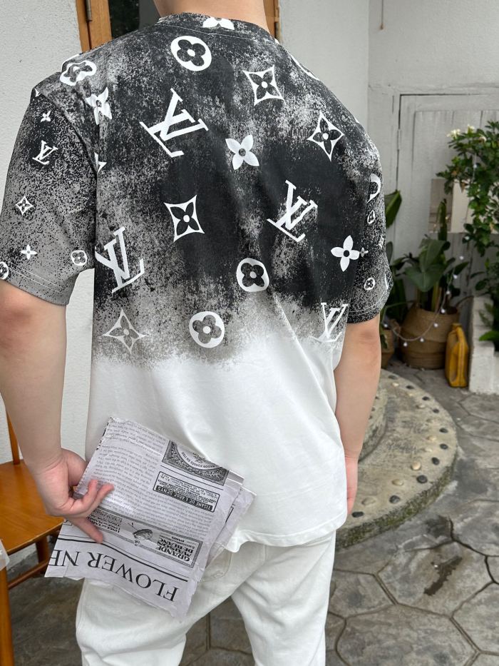 Clothes Louis Vuitton 575