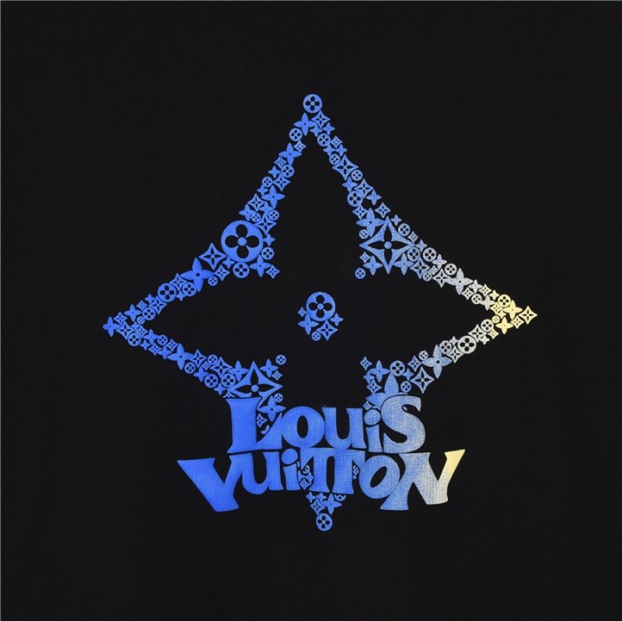 Clothes Louis Vuitton 592