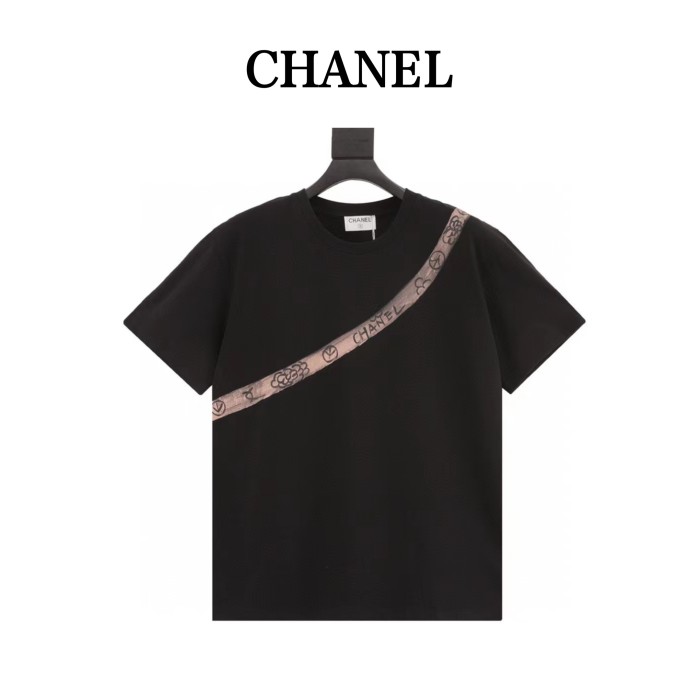 Clothes CHANEL 33