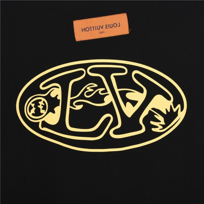 Clothes Louis Vuitton 588