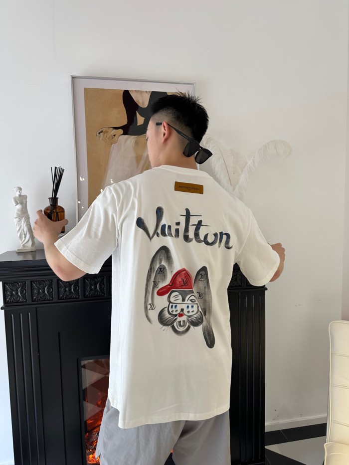 Clothes Louis Vuitton 569