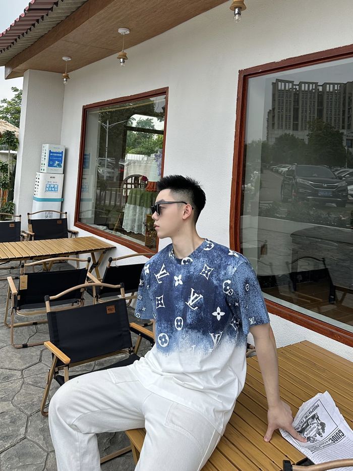 Clothes Louis Vuitton 576