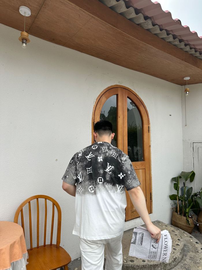 Clothes Louis Vuitton 575