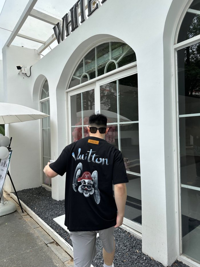 Clothes Louis Vuitton 568