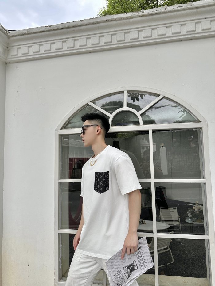 Clothes Louis Vuitton 577