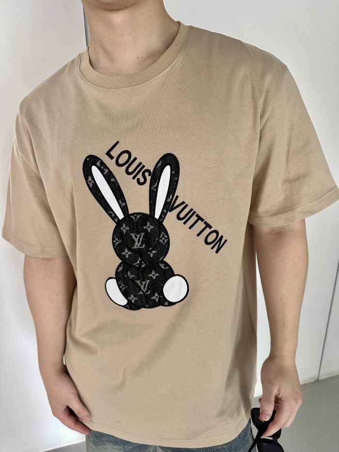 Clothes Louis Vuitton 159