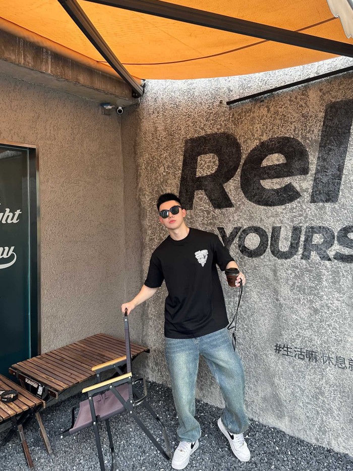 Clothes Louis Vuitton 570