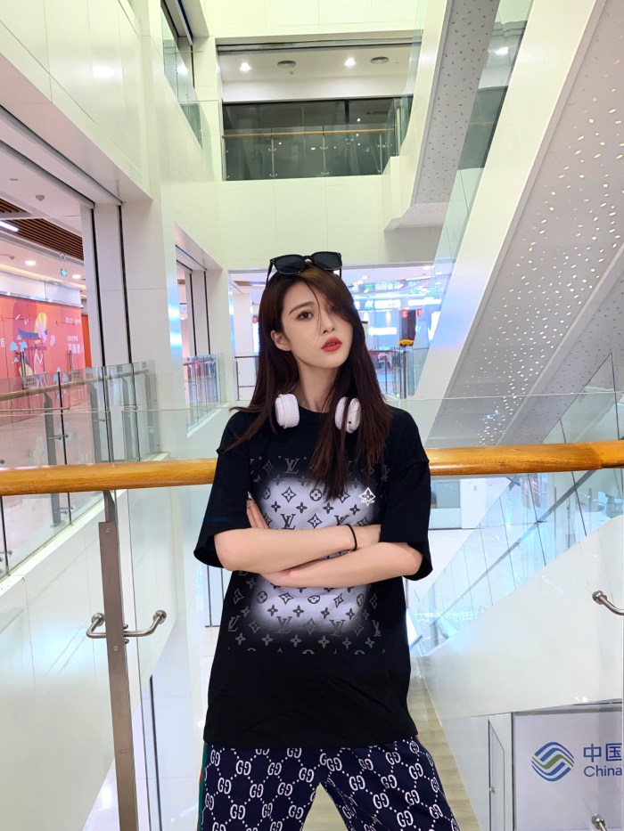 Clothes Louis Vuitton 573