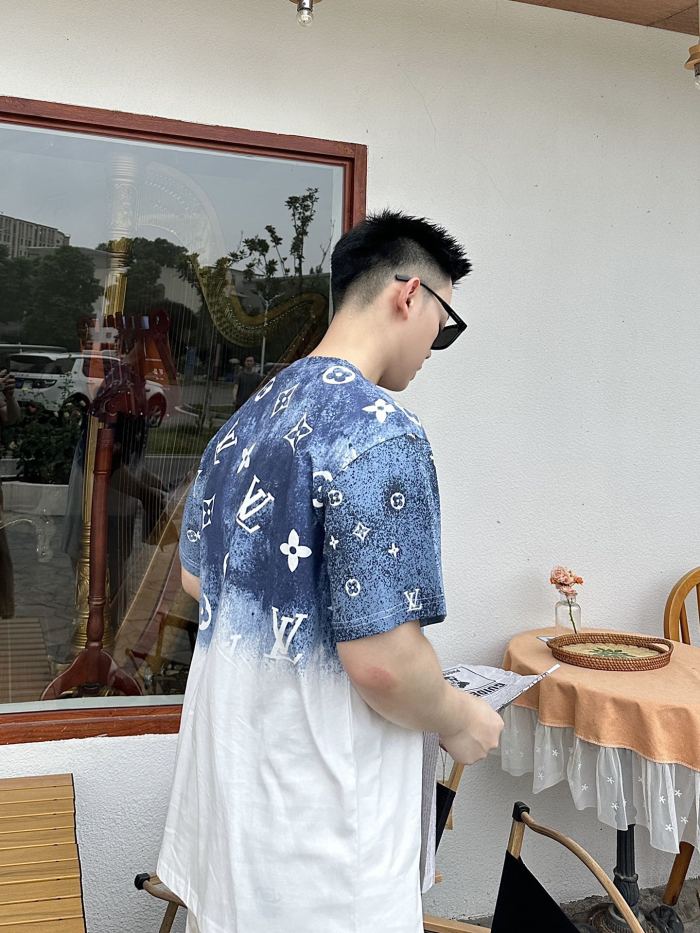 Clothes Louis Vuitton 576