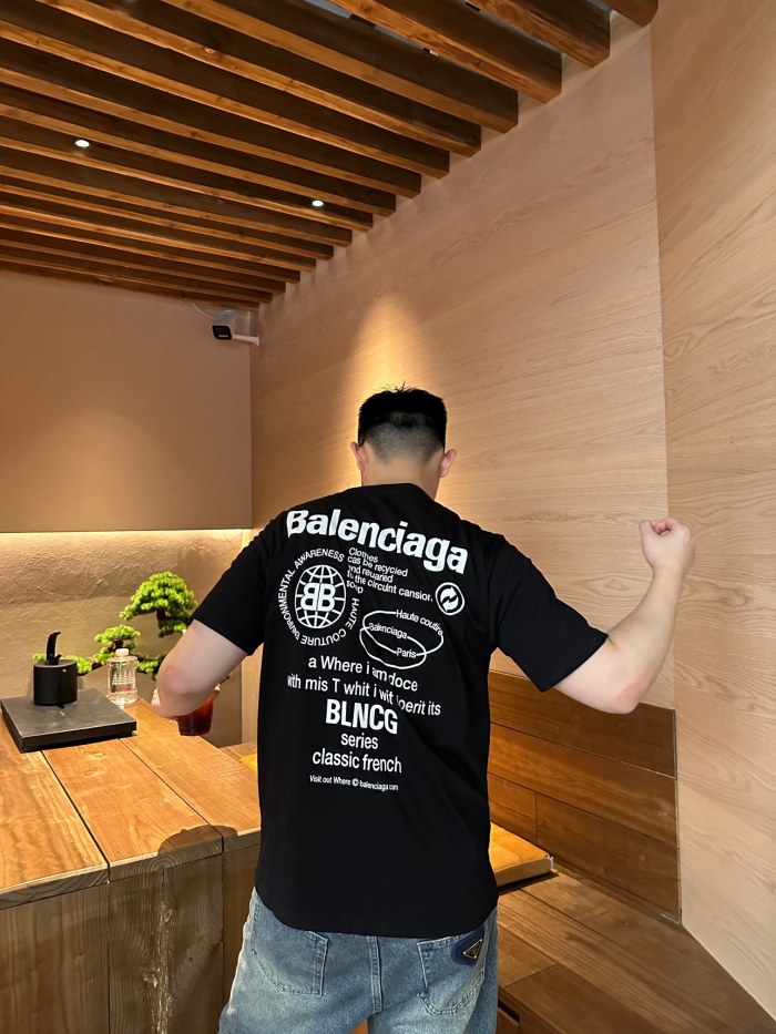 Clothes Balenciaga 384