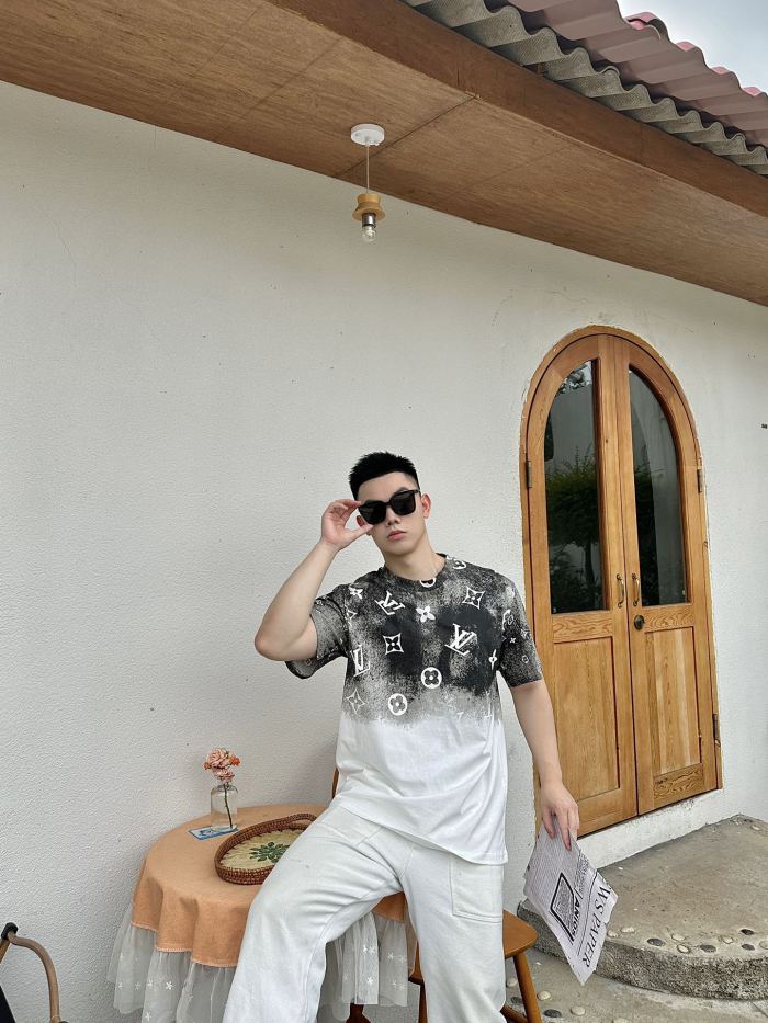 Clothes Louis Vuitton 575