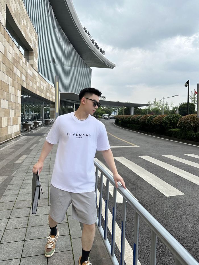 Clothes Givenchy 184