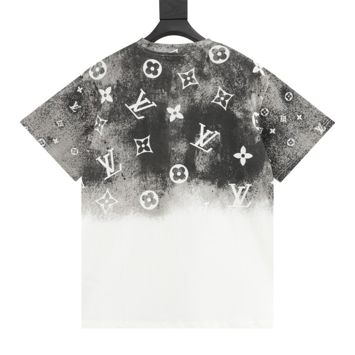 Clothes Louis Vuitton 575