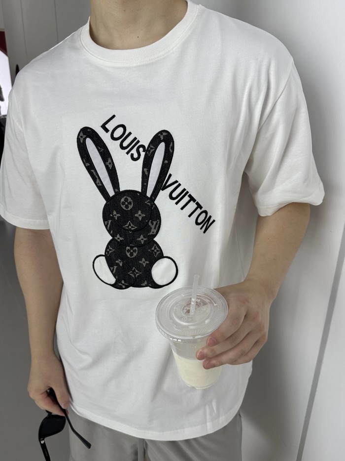 Clothes Louis Vuitton 160