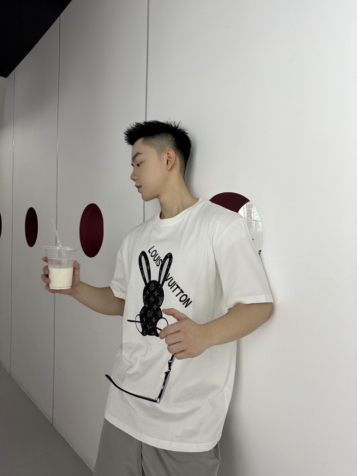 Clothes Louis Vuitton 160