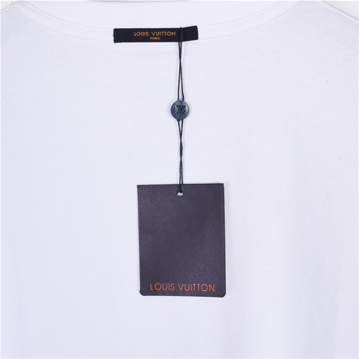 Clothes Louis Vuitton 585