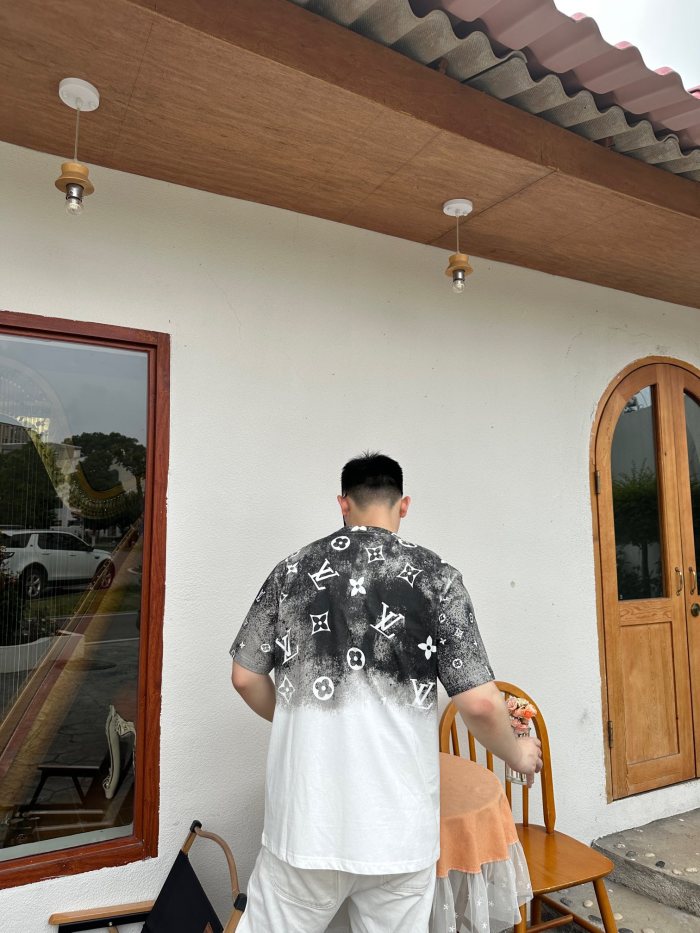 Clothes Louis Vuitton 575