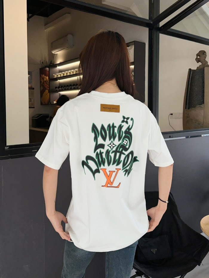 Clothes Louis Vuitton 611