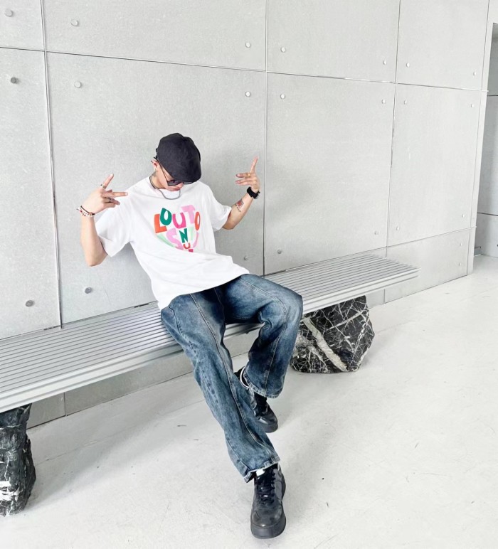 Clothes Louis Vuitton 605