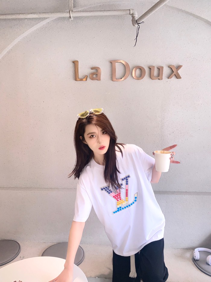 Clothes Louis Vuitton 620