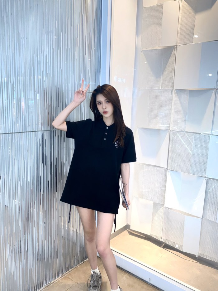 Clothes Louis Vuitton 600