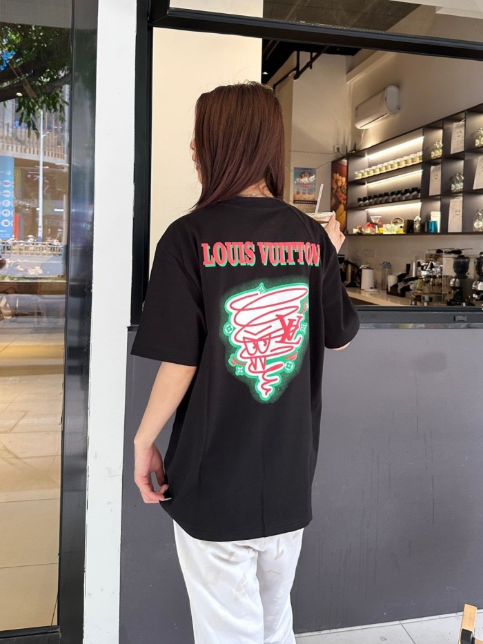 Clothes Louis Vuitton 621