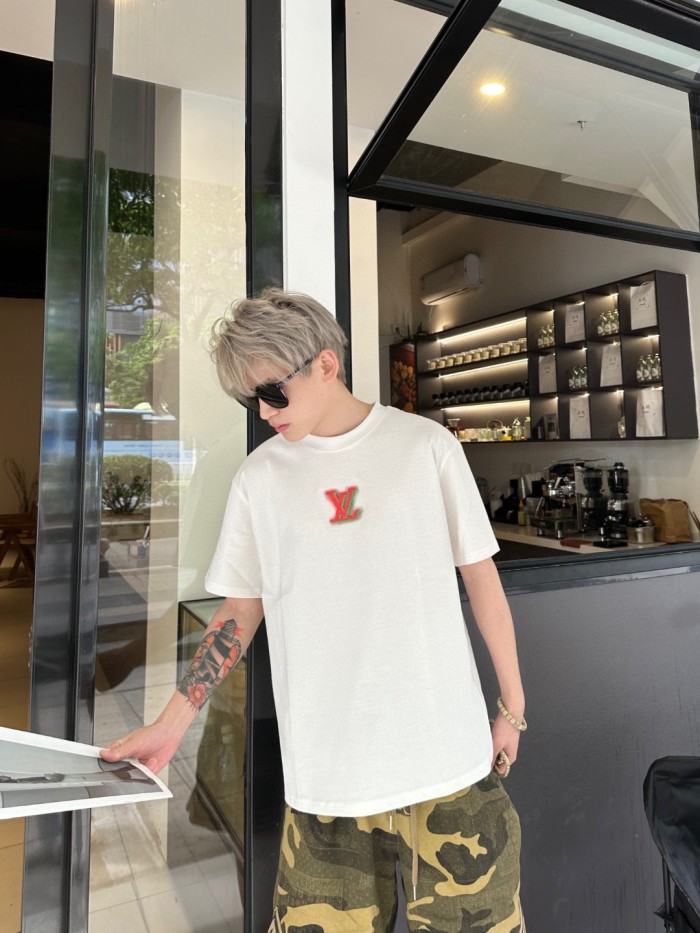 Clothes Louis Vuitton 622